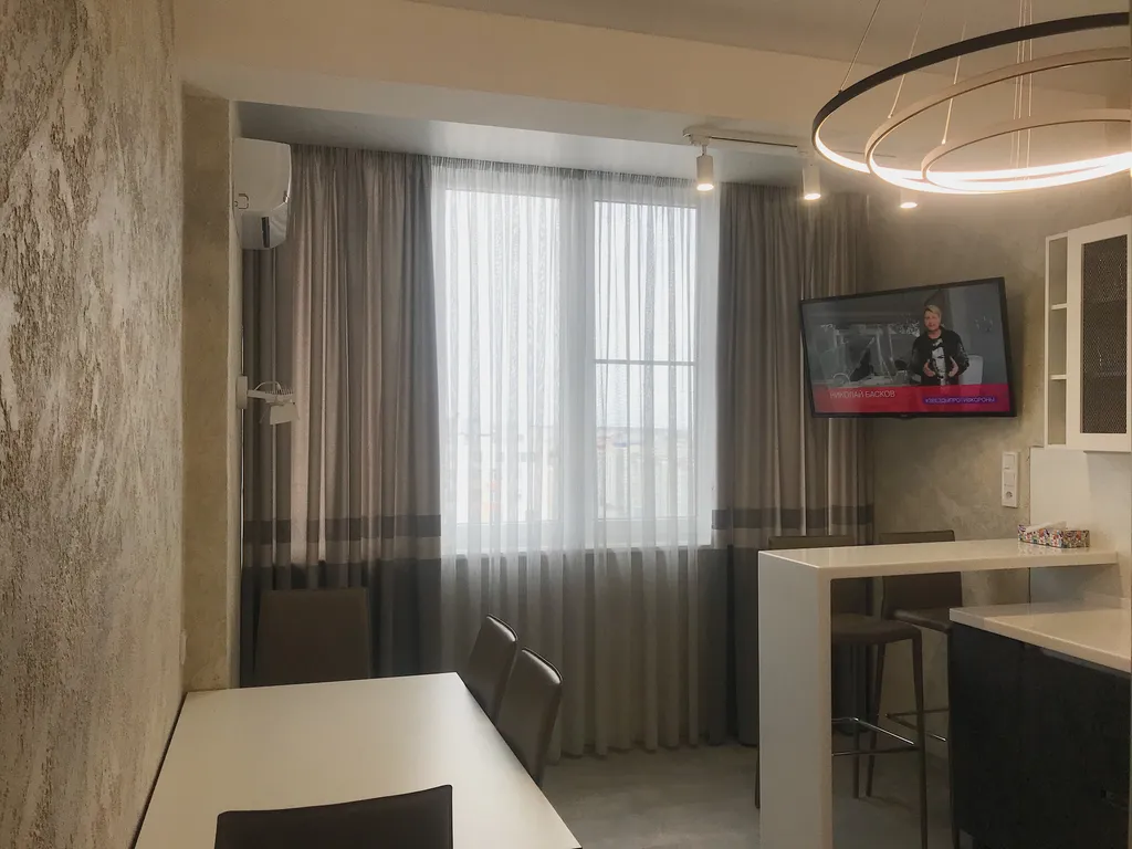 Моднейшая квартира в парковой зоне с видом на море