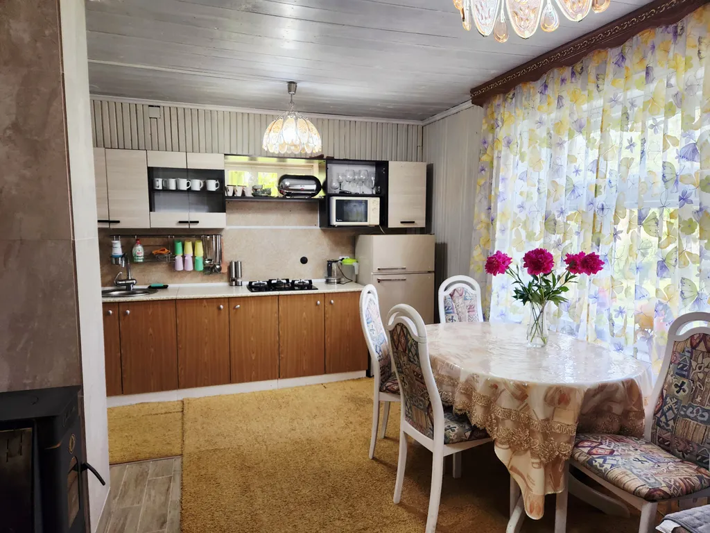 Коттедж Загородный дом с верандой в 6 минутах от залива — Лебяжье