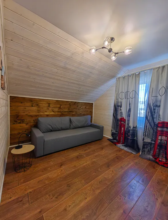 Стильный и уютный дом вблизи города