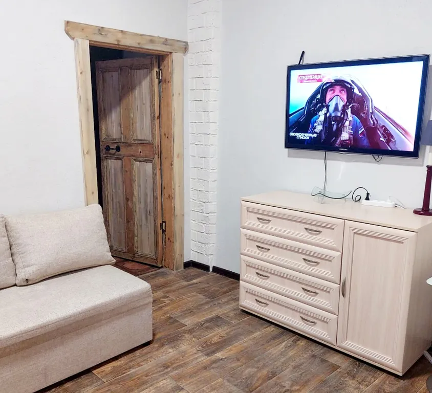 Дом на Скале возле Усадьбы Бюргера