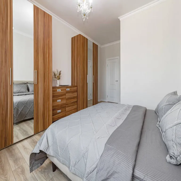 Светлая и уютная квартира в центре города с прекрасным видом