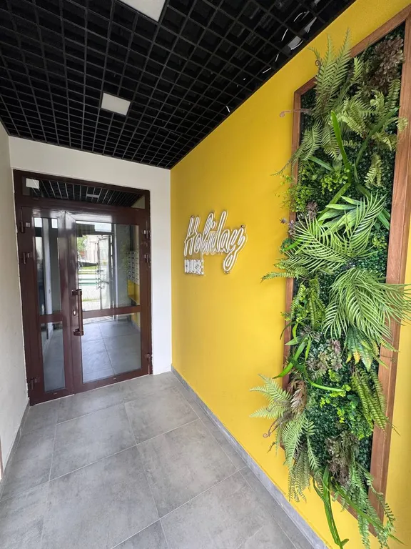 Квартира с позитивной энергетикой и кинотеатром рядом с Кипарисами