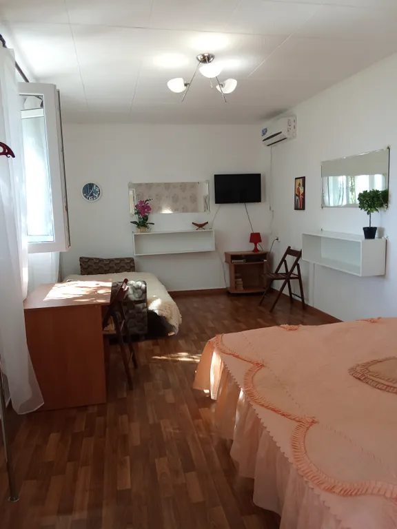 Коттедж Уютный аккуратный дом с чудесным видом на море и горы — аренда посуточно в Новый Свет