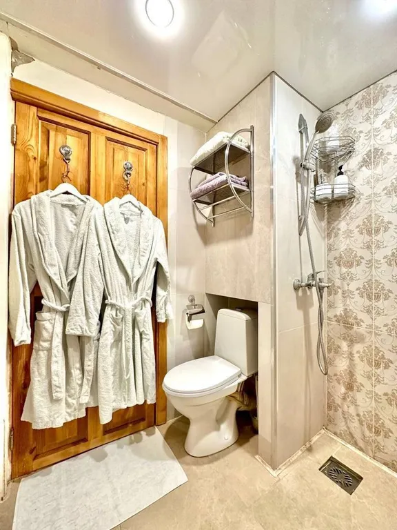 Уютный частный домик у берега