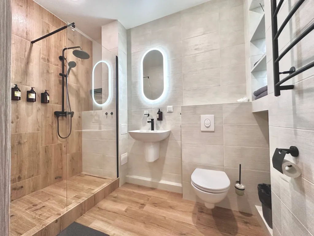 Квартира Квартира Просторная студия у моря на 2-5 гостей, терраса с панорамным видом — Адлер