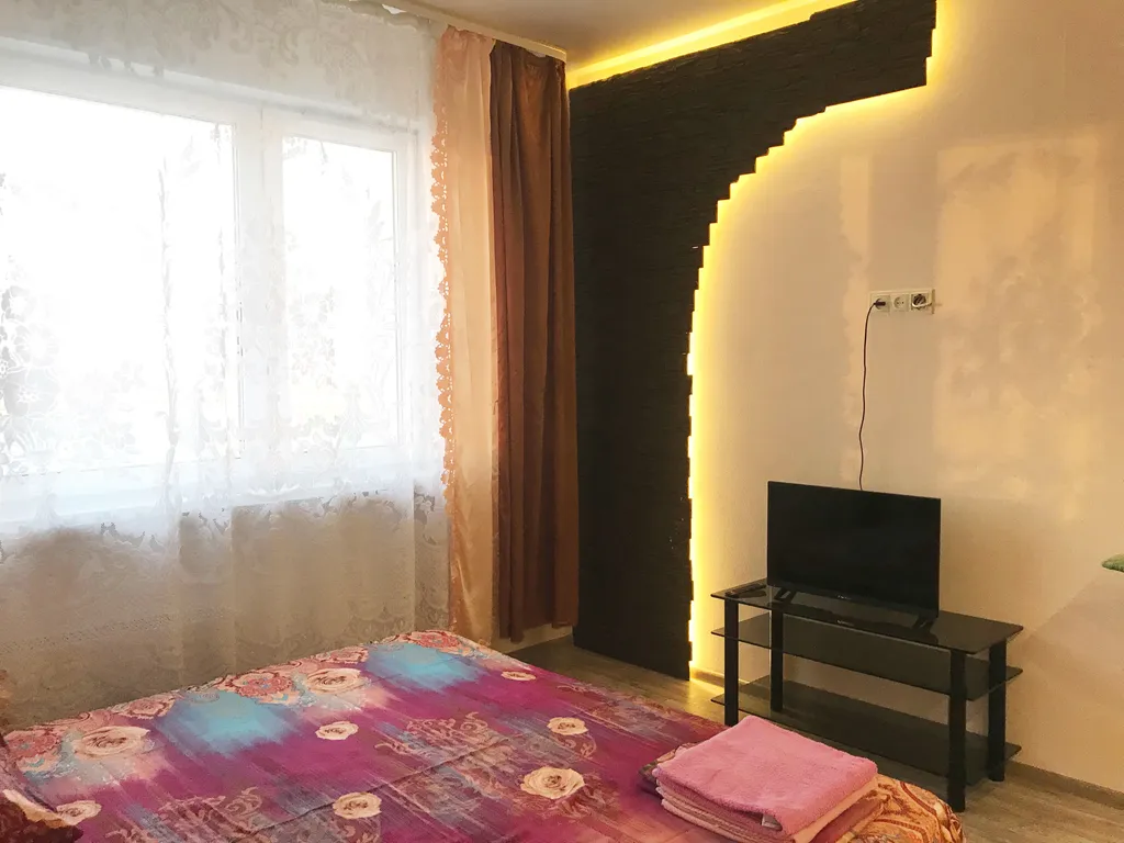 Квартира у ТЦ Аура