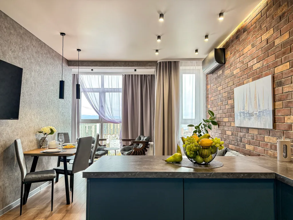 Квартира с видом на море, горы и город-герой Новороссийск