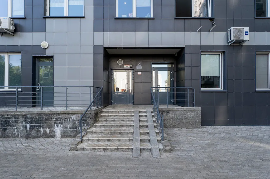 Квартира Квартира Loft апартамент практически в центре, в 50 метрах от метро Грушевка — Минск