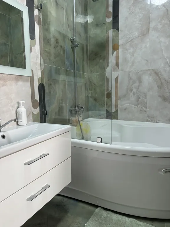 Двухуровневый домик в центре города