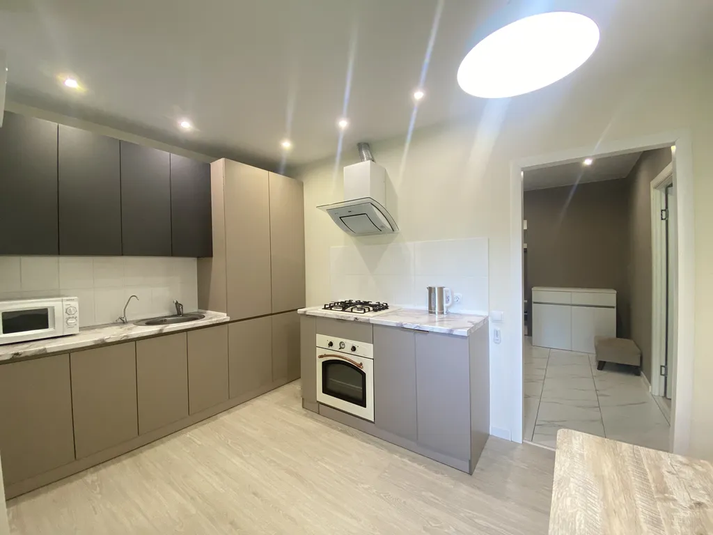 "Хочу приехать" на Мохова 40