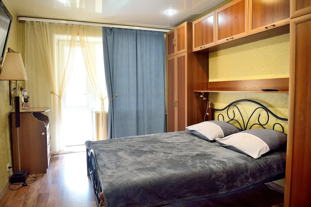 2-комнатная квартира у ТРЦ Мега в центре города — аренда посуточно в Находка