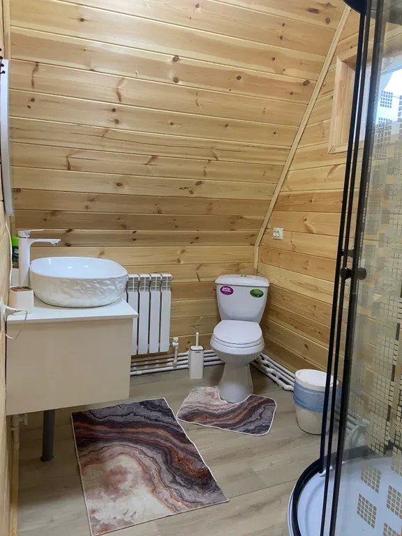 А-фрейм 1 с видом на горы и лес