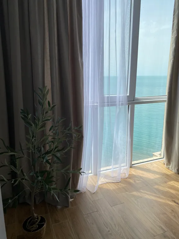 Апартамент на набережной с видом на море