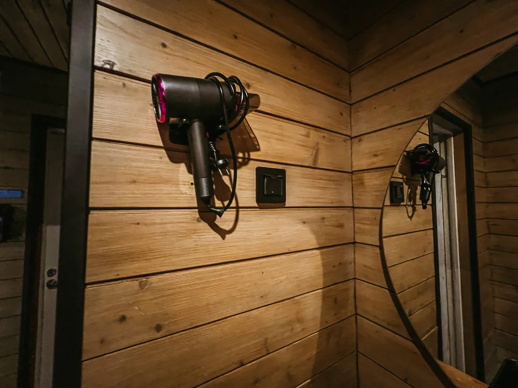 Плавучий дом Лосось