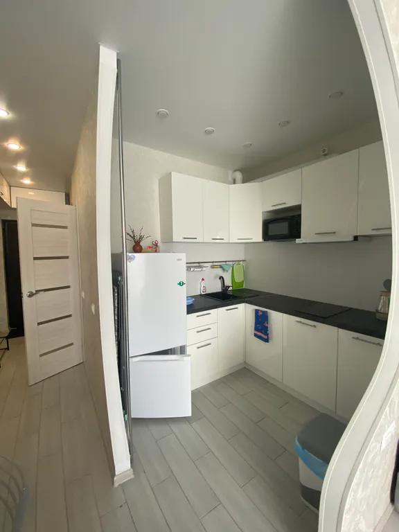 Студия с видом на море