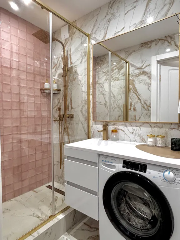 Красивая квартира в центре города.