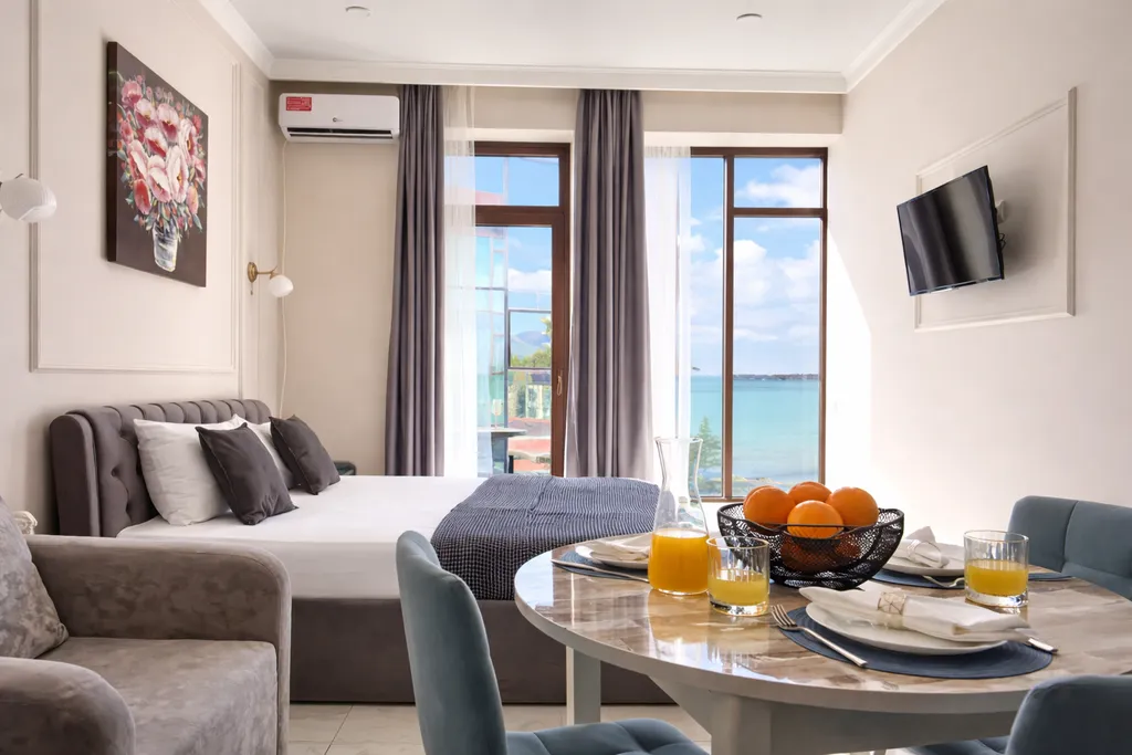 Квартира Люкс с видом на море и реку с балконом — Лазаревское