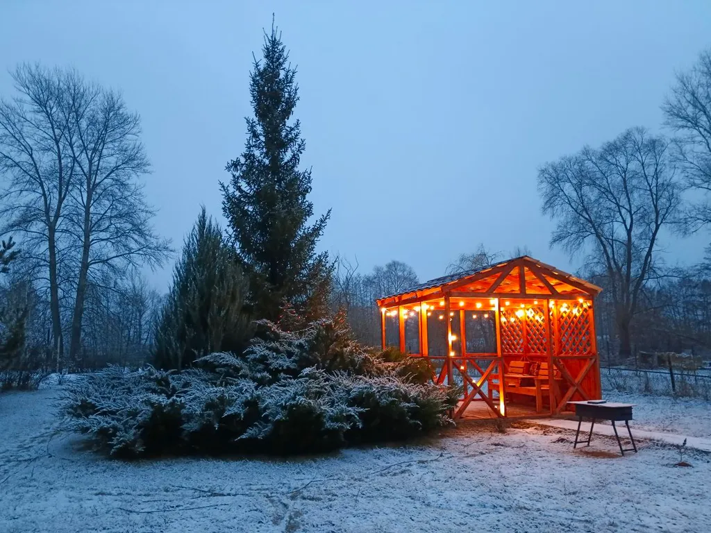 Коттедж Дом на берегу озера — Нефтегорск