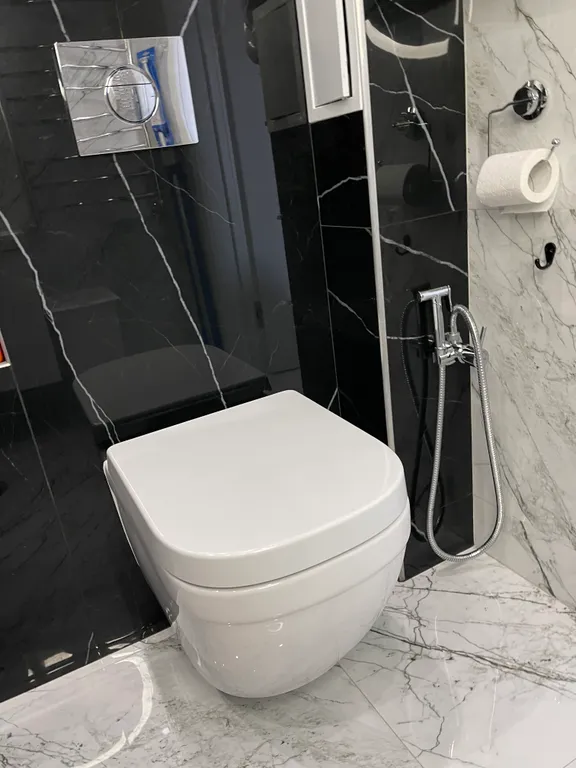 Уютная квартира с видом на озеро и сосновый лес