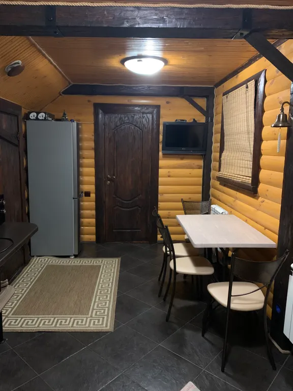 Аквамарин - гостевой комплекс с подогреваемым бассейном