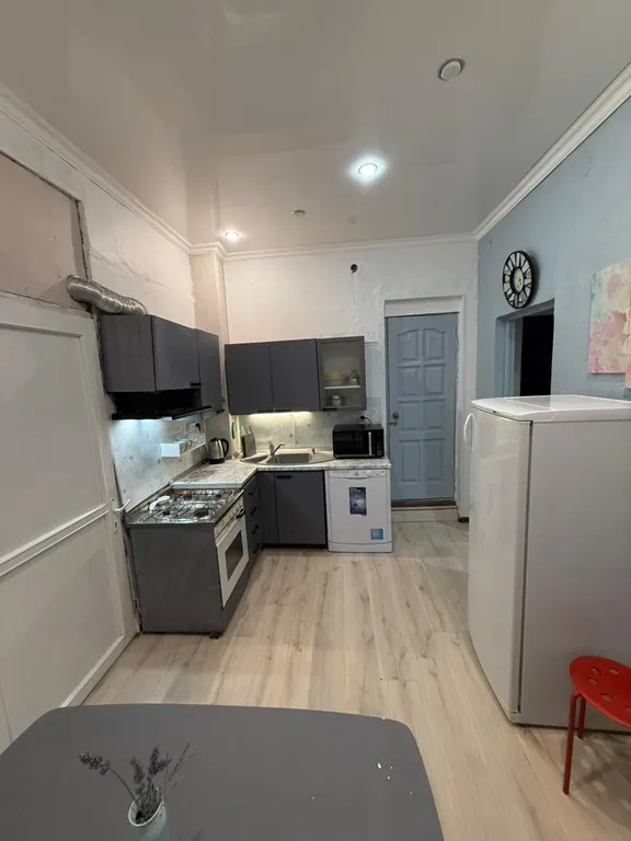 Квартира Квартира в 2 минутах ходьбы от моря, Ждём в гости — Сухум