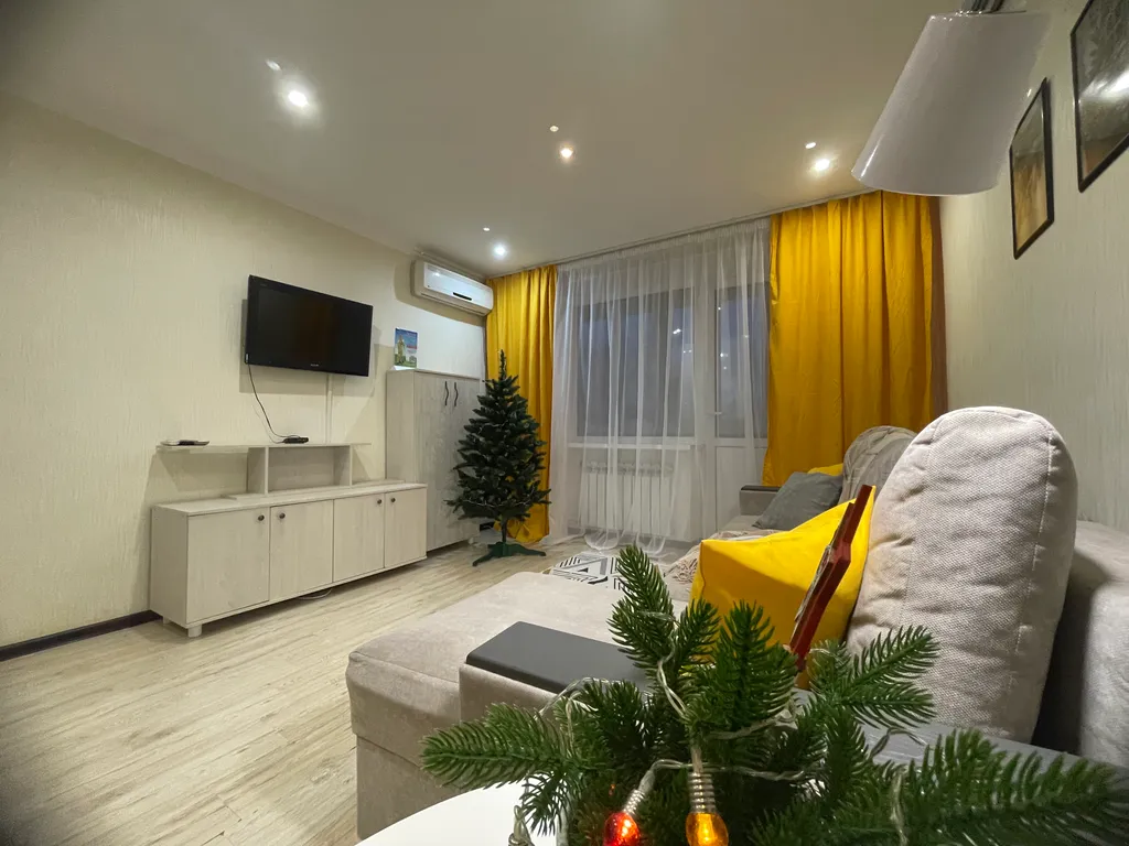 Просторная трешка в самом центре