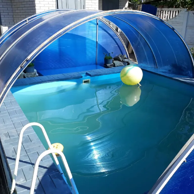 Коттедж на территории частного домовладения