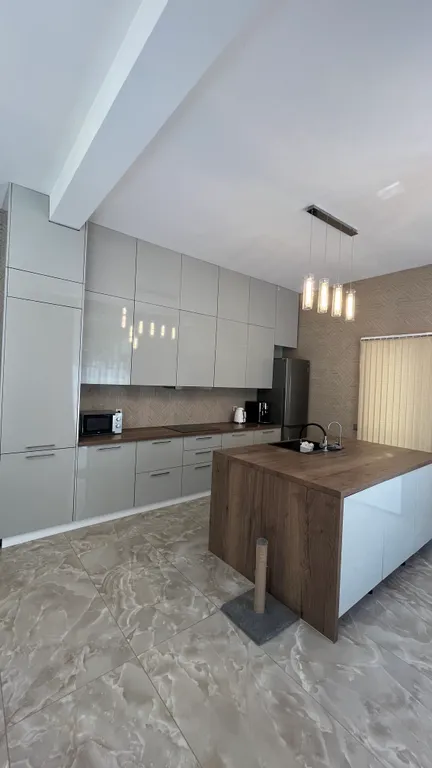 Дом у леса с бассейном