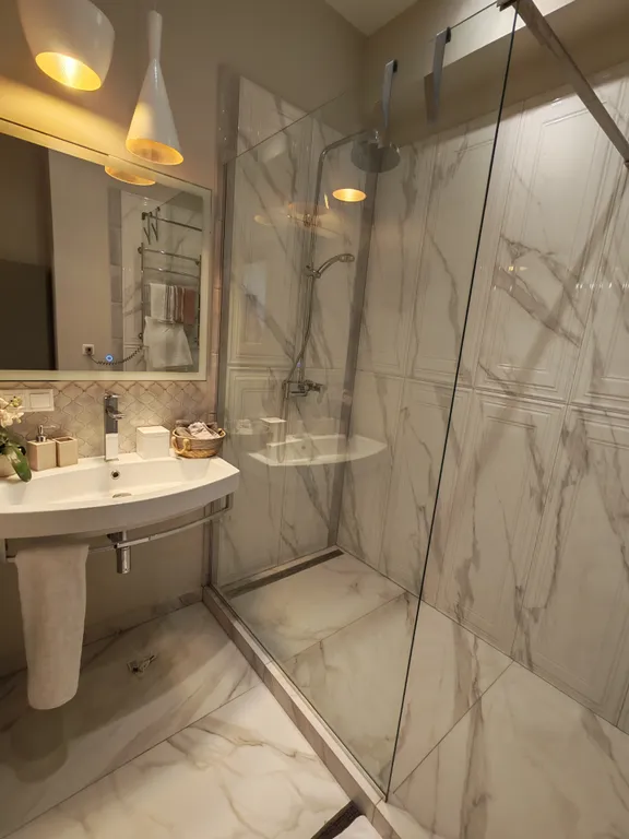 Дизайнерские апартаменты в Шато-Лувр