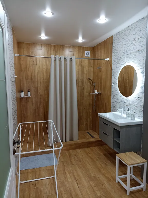 Уютный дом рядом с монастырем , индивидуальным отоплением, теплый пол