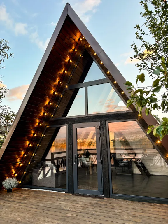 Домик на озере А-Фрейм 2