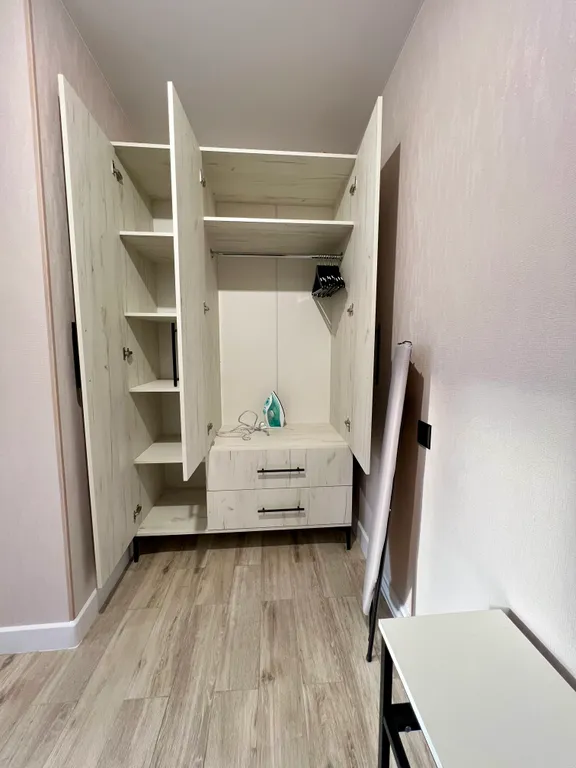 Светлая, теплая, просторная, уютная квартира в самом центре поселка