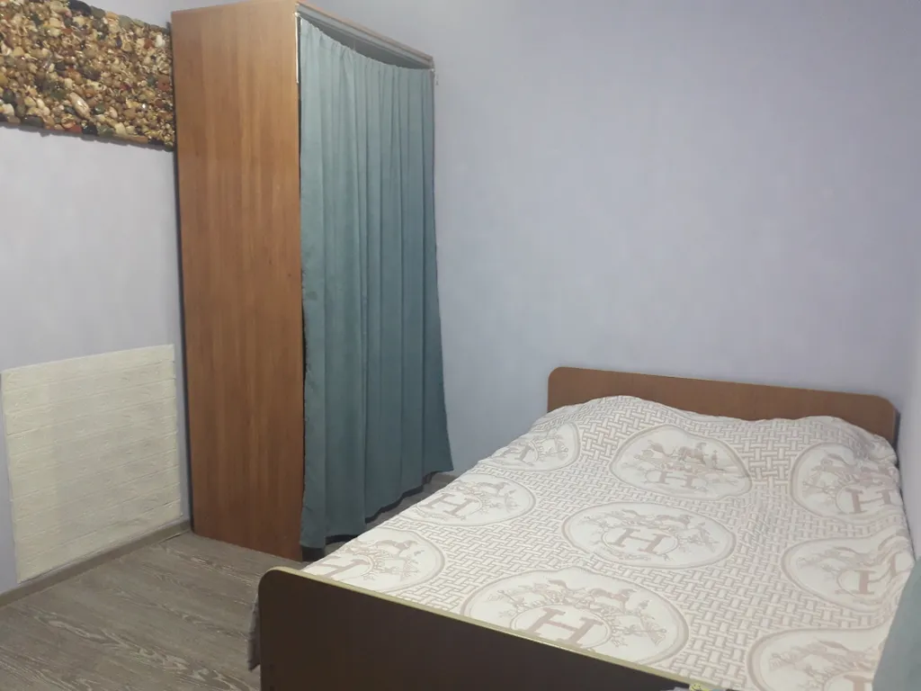 Отдельный номер в госиевом домике со своим входом из парка