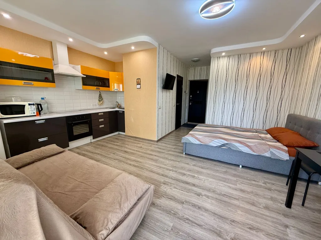 Лучшие апартаменты в районе.
Пешком от платформы Фабричная.