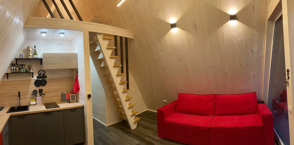 Уютный домик с банным чаном и панорамным видом на лес