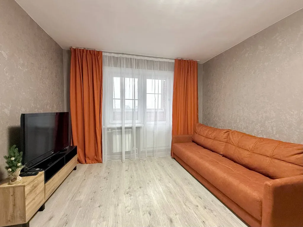 1-комнатная квартира в центре города, 13 этаж — аренда посуточно в Улан-Удэ