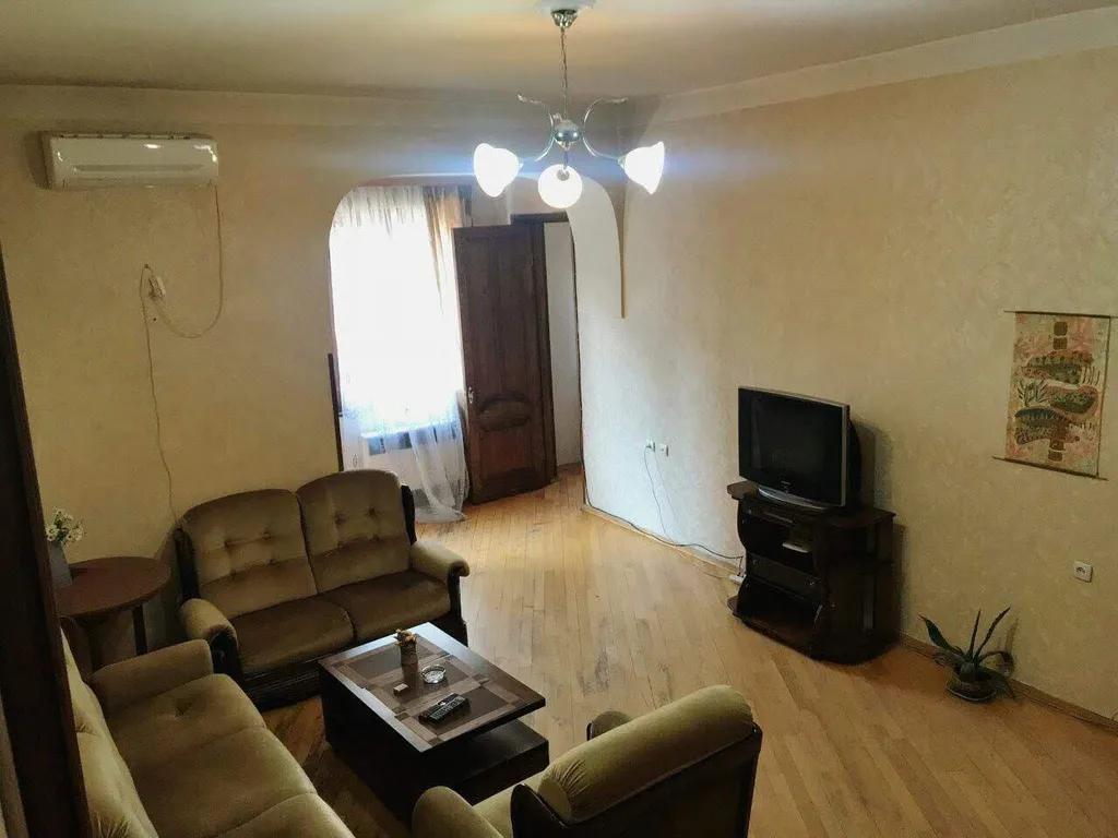 4-комнатная Квартира