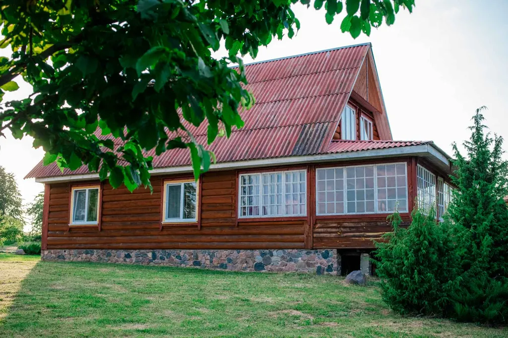 Коттедж Экоусадьба В Струсто на берегу живописного озера — аренда посуточно в Браслав