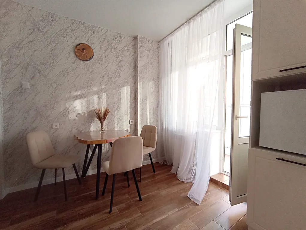 Уютная квартира в ЖК Российский рядом с фонтаном