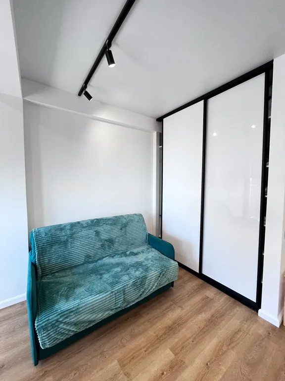 Студия с красивым видом на море