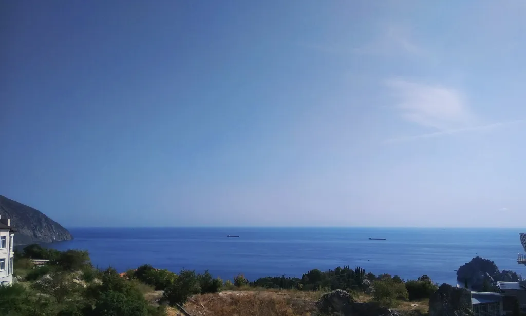 Комната под ключ с видом на море в новостройке без балкона