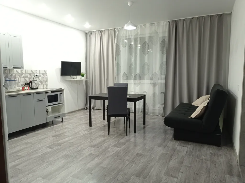 Уютная квартира с видом на Иртыш