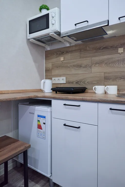 Студия в центре возле "Лампочки"(гастрохолл).  ТЦ "Лето"