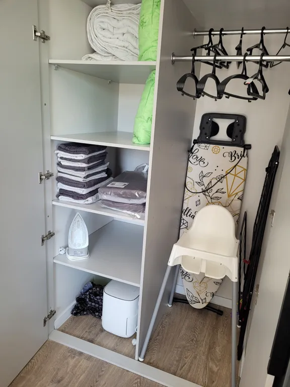 Современная студия у моря с видом на бассейн и горы