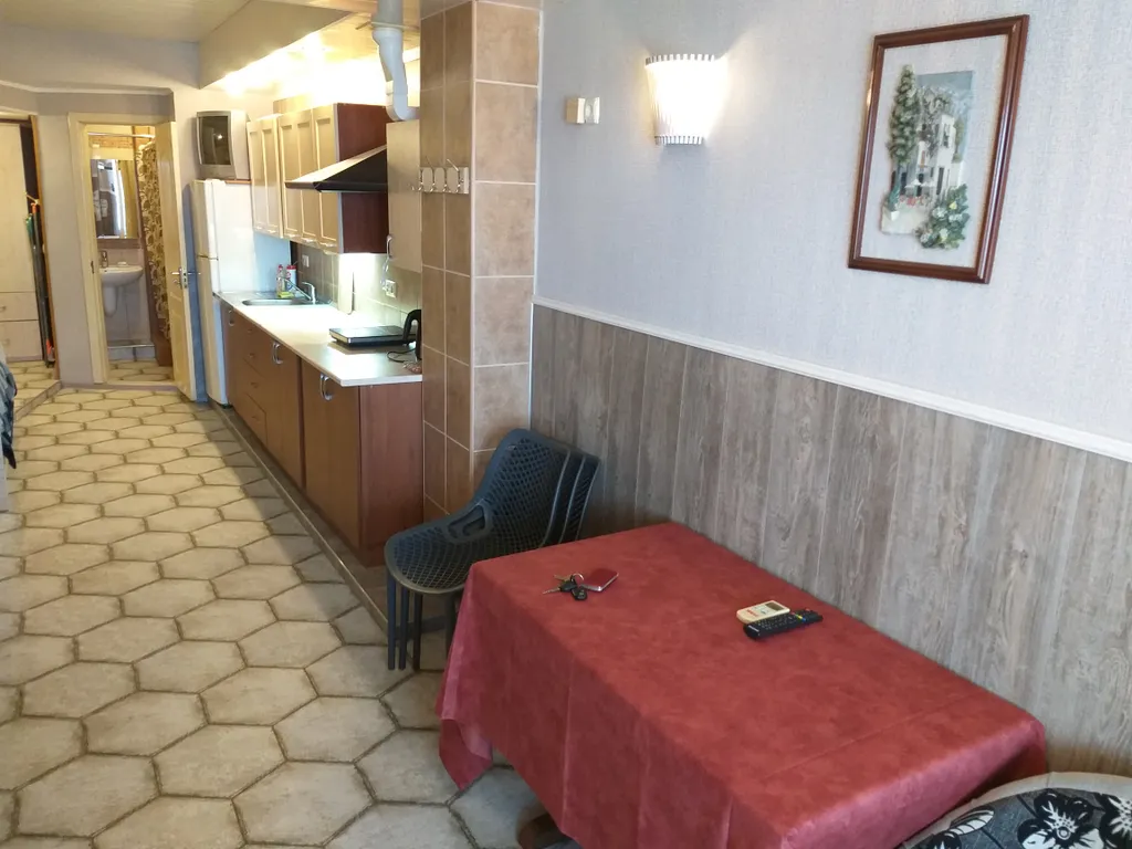 Квартира Небольшая самодостаточная студия МОРСКАЯ ДУША на самом берегу моря — аренда посуточно в Утес