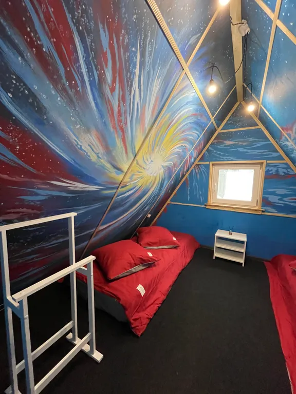 Коттедж Шале в стиле A-frame с видом на горы и лес — Шерегеш