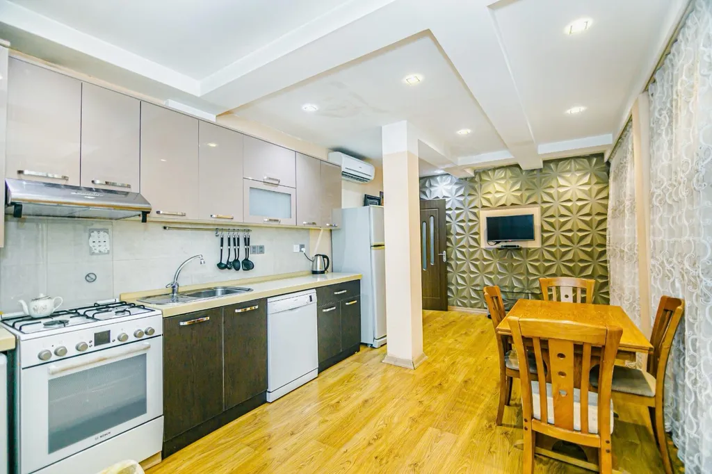 3-комнатная Квартира