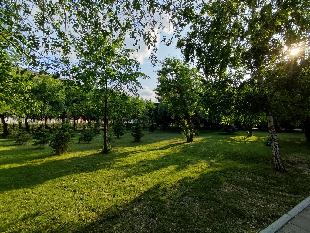 Квартира Уютная квартира с двумя спальнями у парка Гагарина — Красноярск