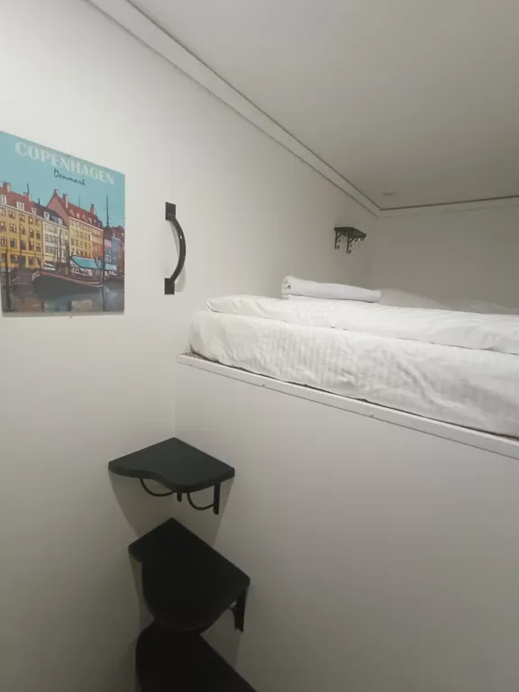 Уютный двухместный номер стандарт с двуспальной кроватью эконом