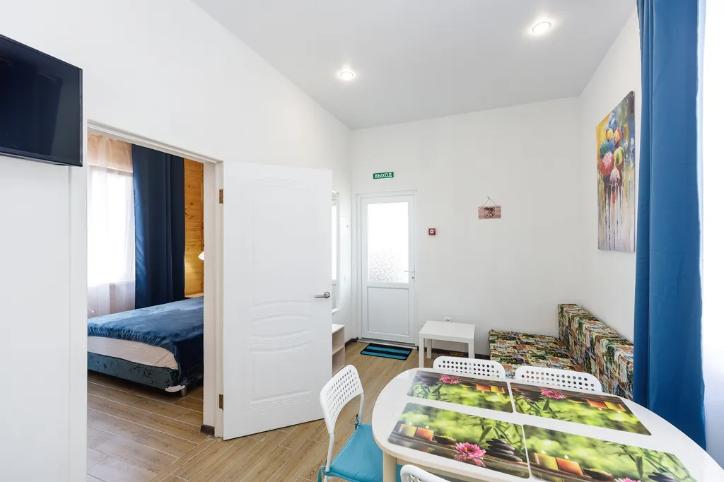 Дача/дуплекс трёхкомнатная с кухней и собственной зоной отдыха